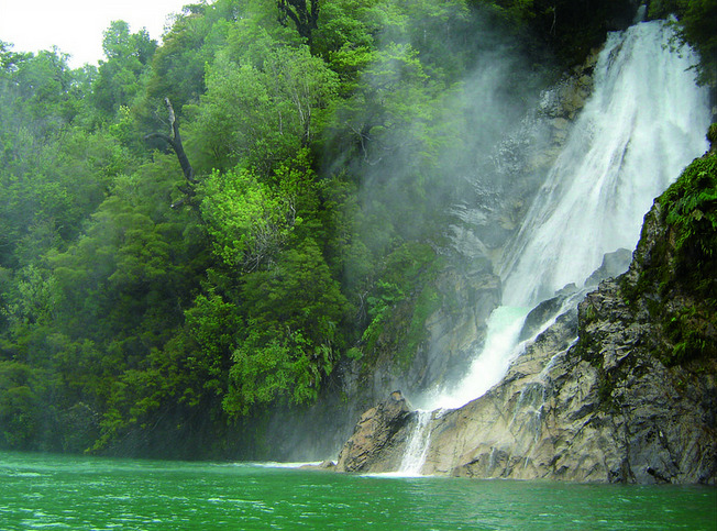 Reserva Nacional Lago Rosselot